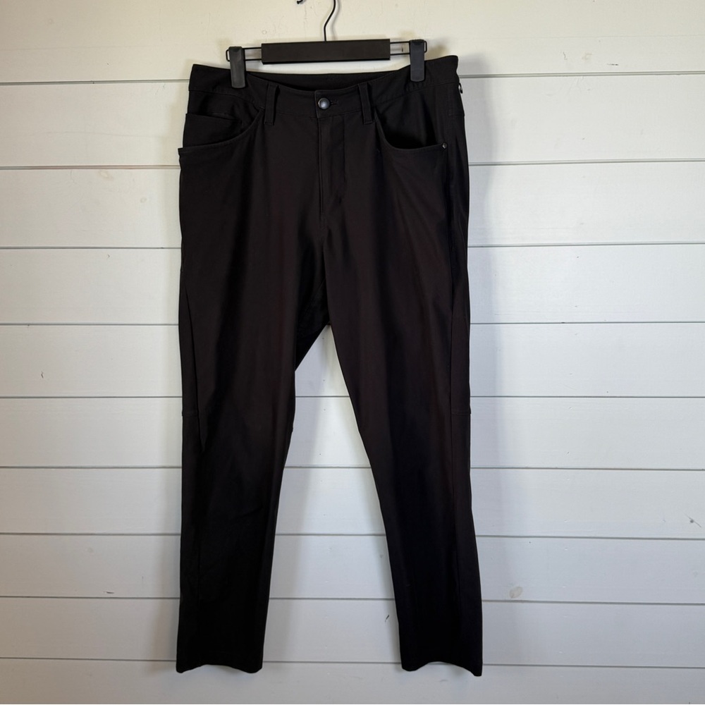 Lululemon ABC pant classic 34” inseam black men’s size 30
